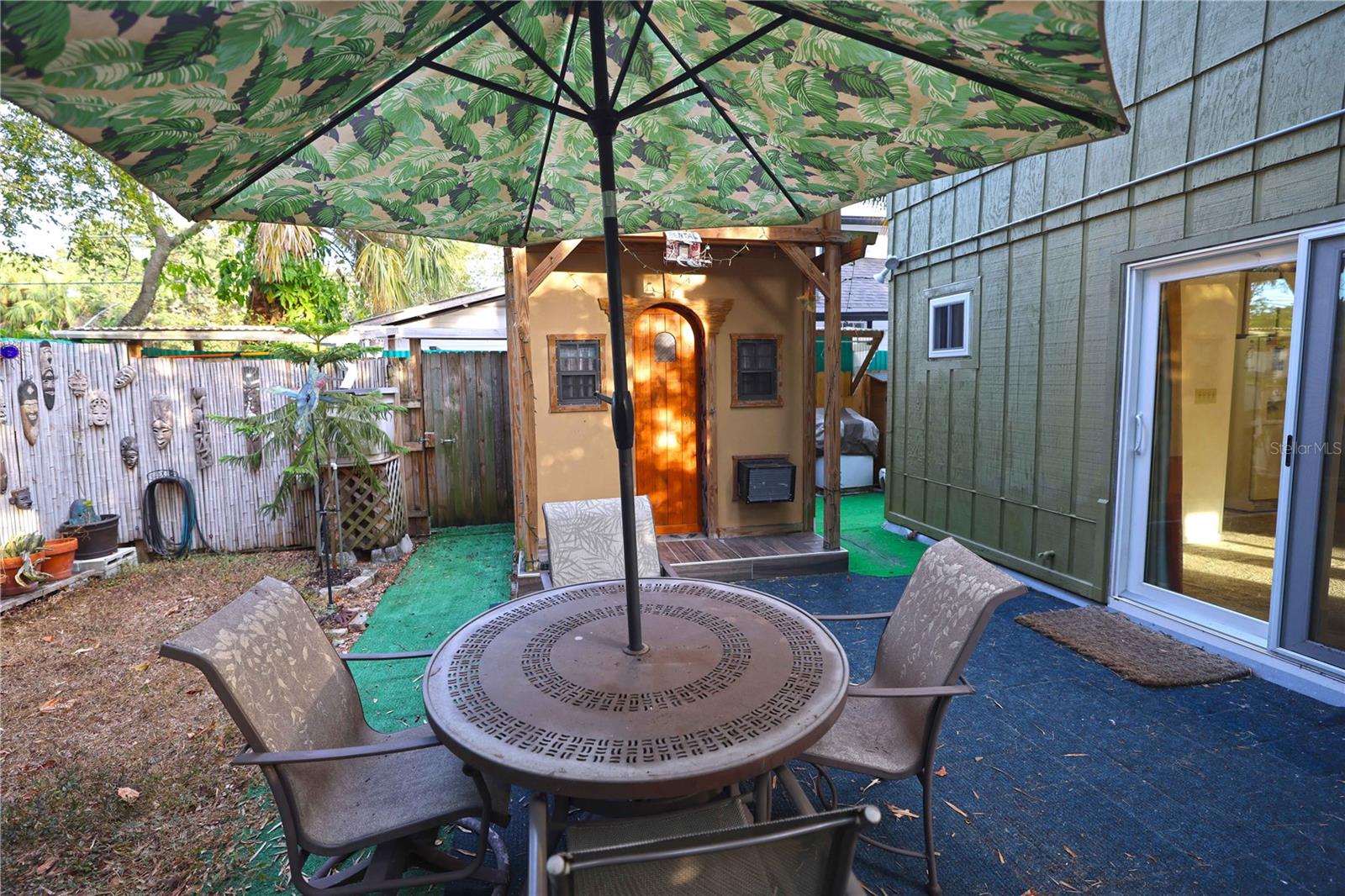 SUNNYBROOK - Residential