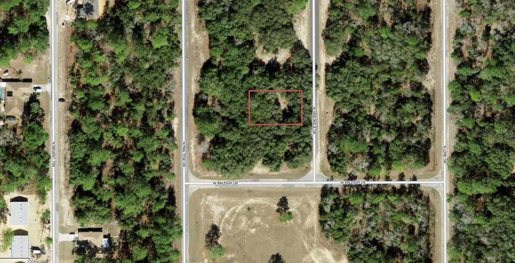 Photo of 7120 N Veronica Drive, Dunnellon, FL 34433 (MLS # A4683012)