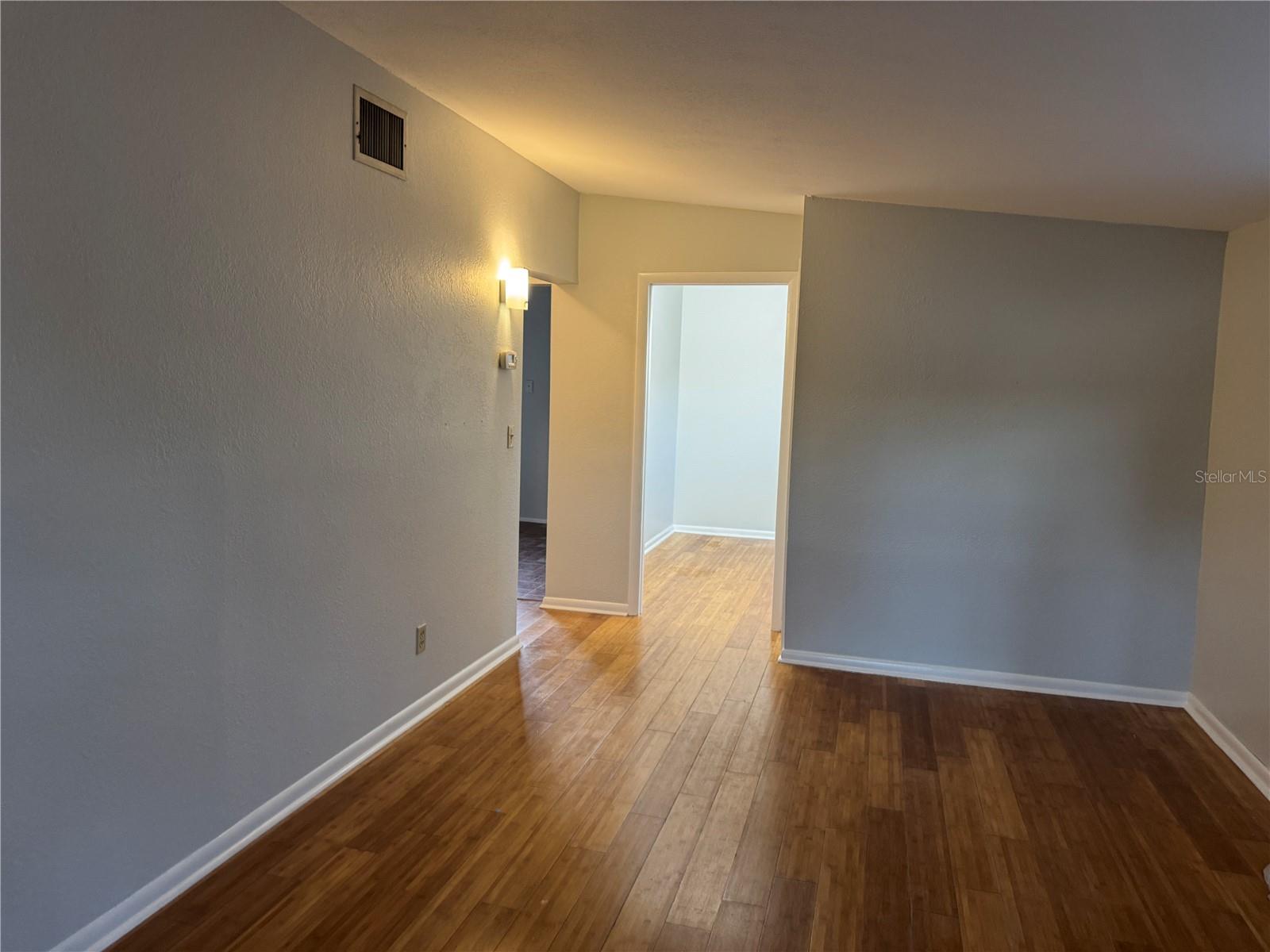 MA BY GLAD GARDENS - Residential Lease