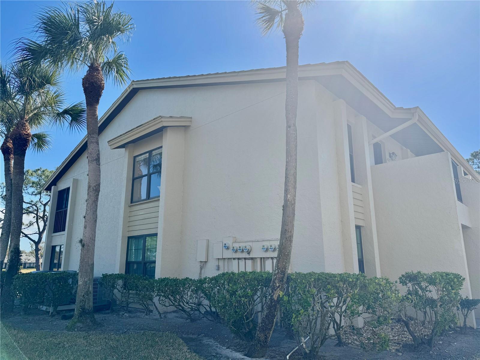 WEYBRIDGE - Residential Lease
