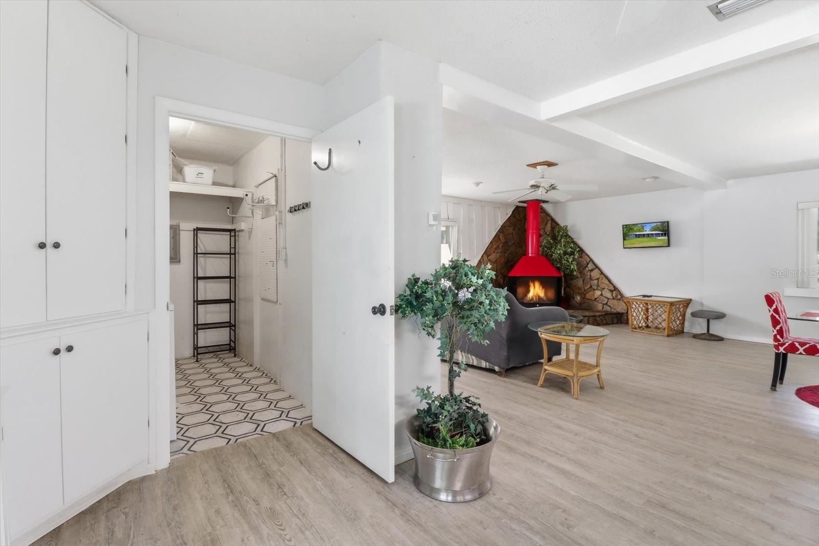 POTTERFIELD HERN BABY FARM - Residential