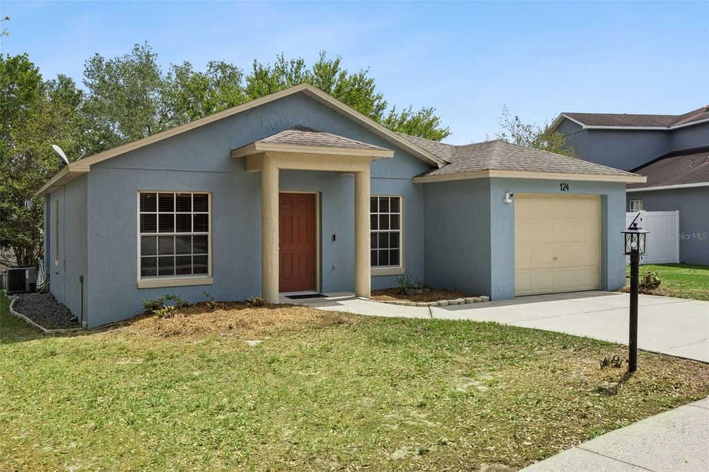 Photo of 124 Diamond Ridge Boulevard, Auburndale, FL 33823 (MLS # TB8489076)