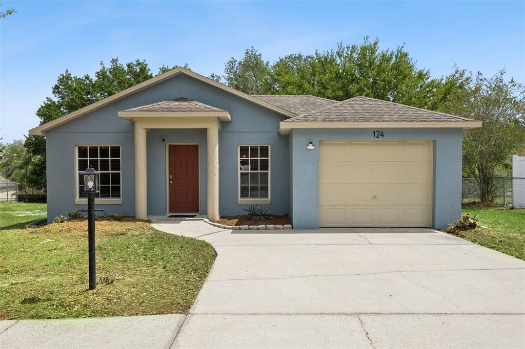 Photo of 124 Diamond Ridge Boulevard, Auburndale, FL 33823 (MLS # TB8489076)