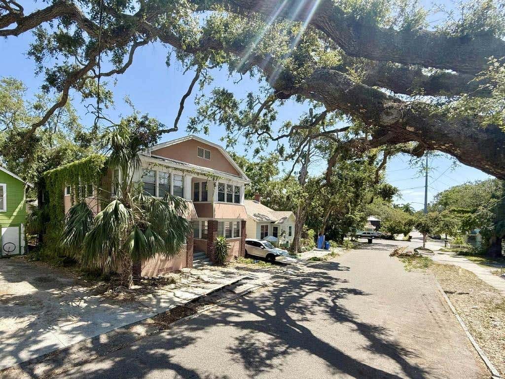 Photo of 725 14th Avenue S, St Petersburg, FL 33701 (MLS # TB8525389)