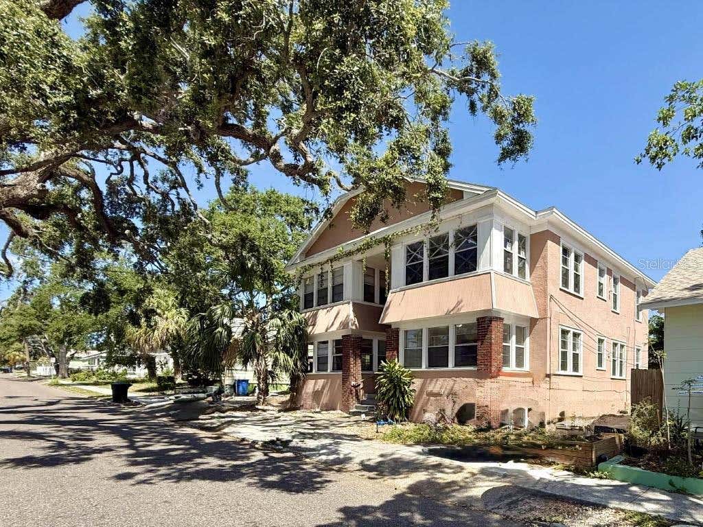Photo of 725 14th Avenue S, St Petersburg, FL 33701 (MLS # TB8525389)