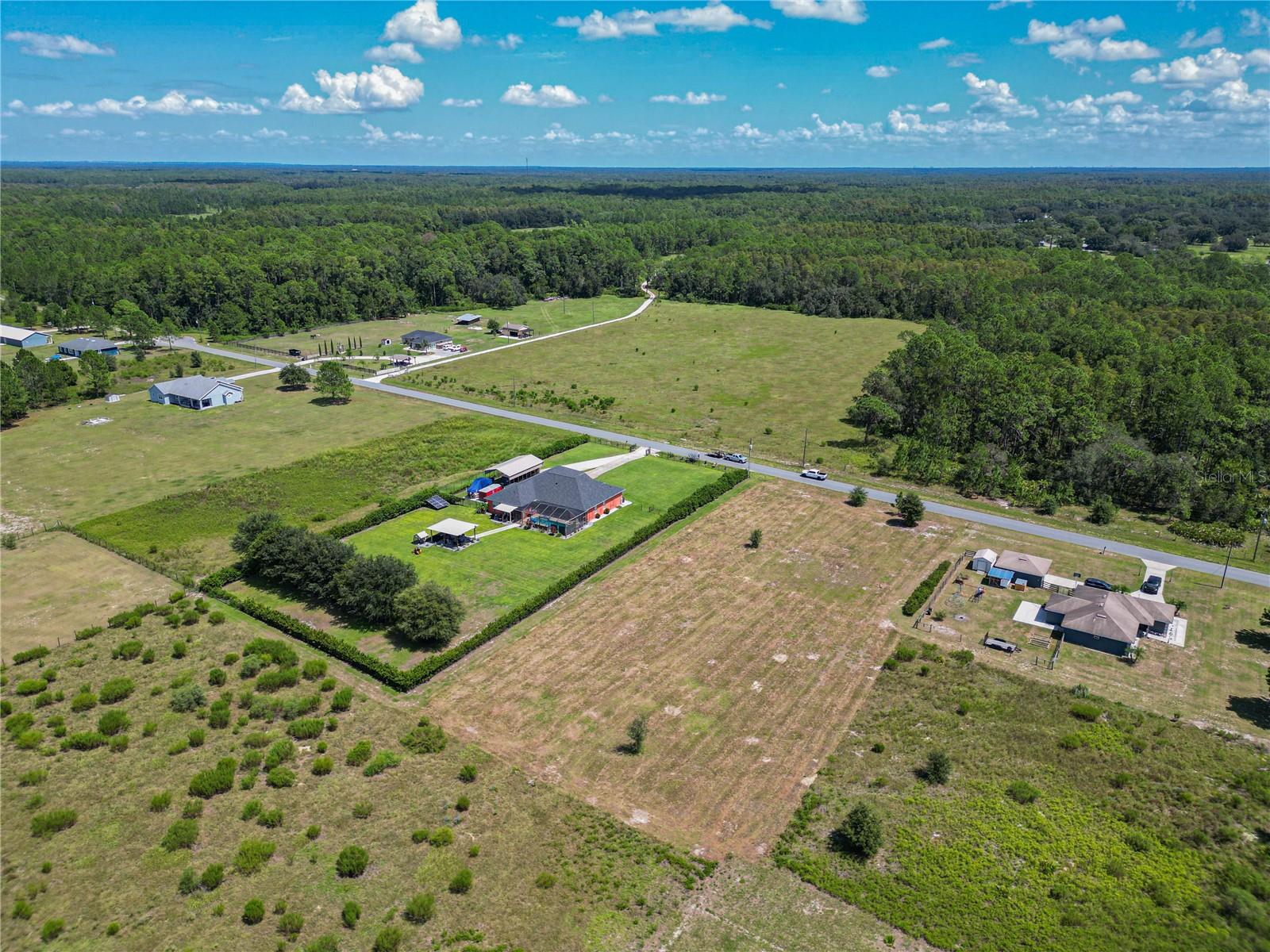 DOUBLE DIAMOND 02 - Land