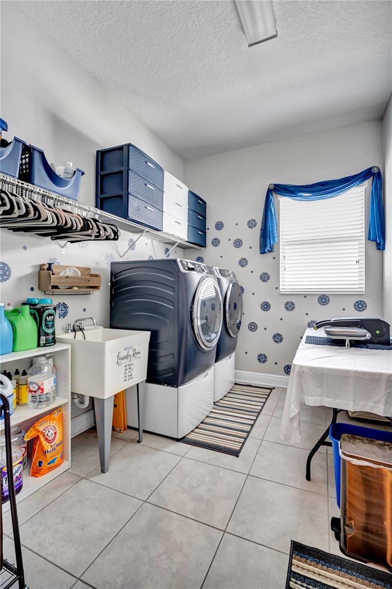 COLLINS ARMENIA PARK - Residential