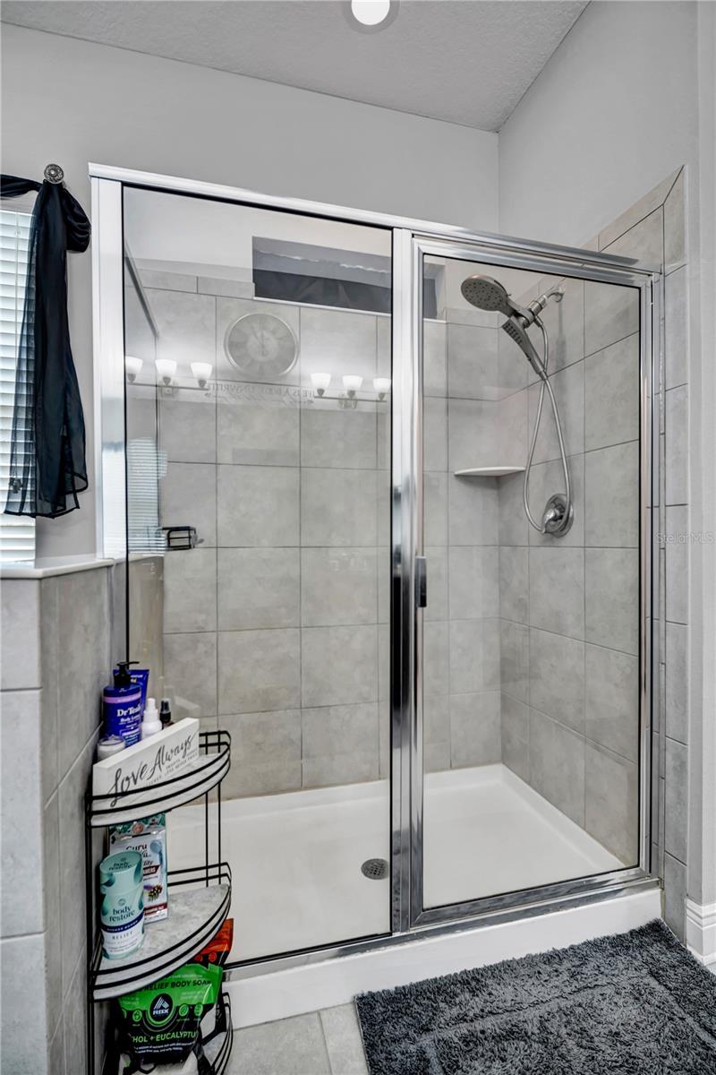 COLLINS ARMENIA PARK - Residential