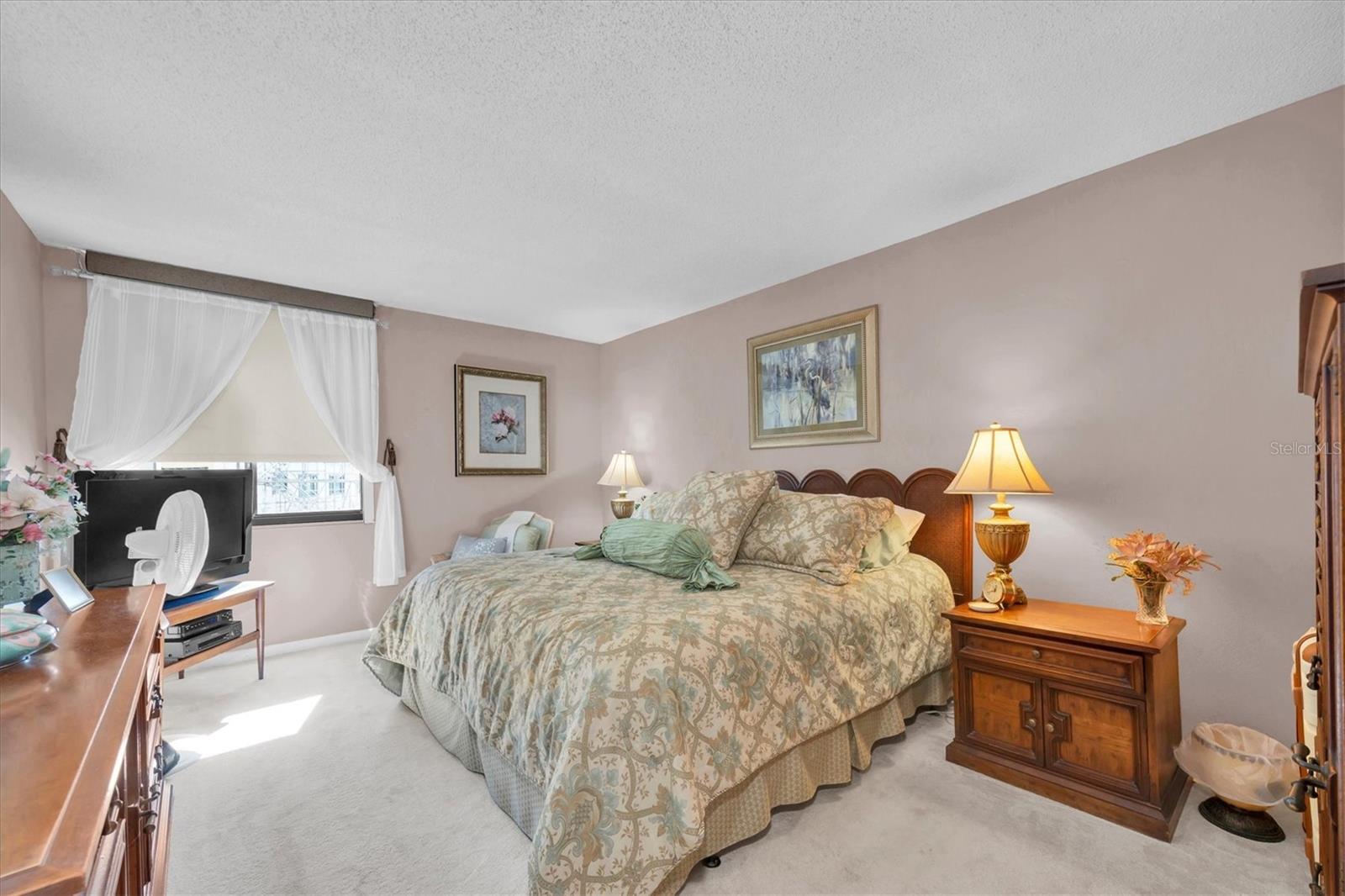 DIAMOND ISLE CONDO - Residential