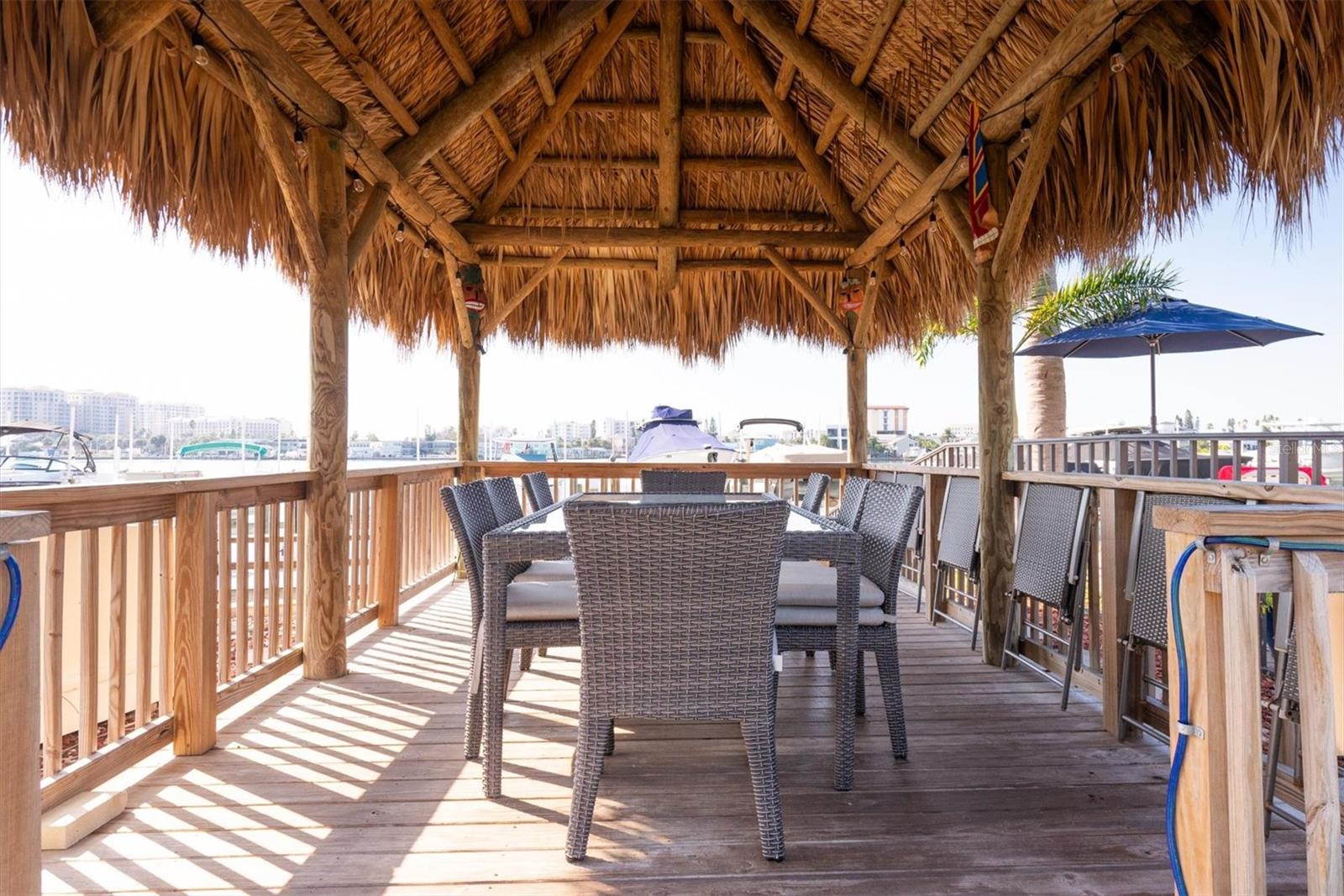 DIAMOND ISLE CONDO - Residential