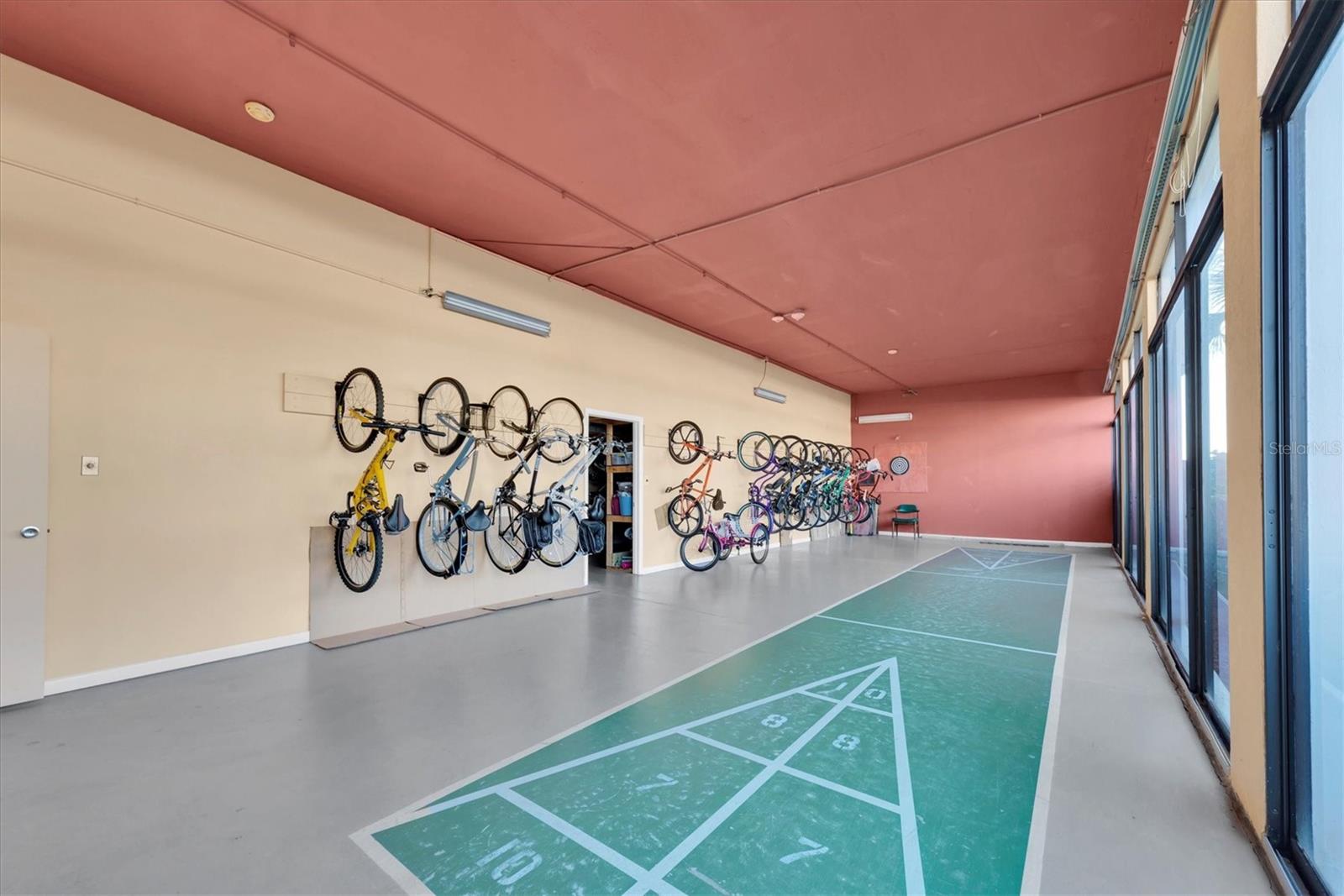 DIAMOND ISLE CONDO - Residential