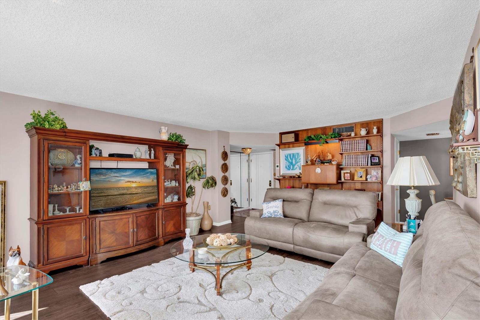 DIAMOND ISLE CONDO - Residential