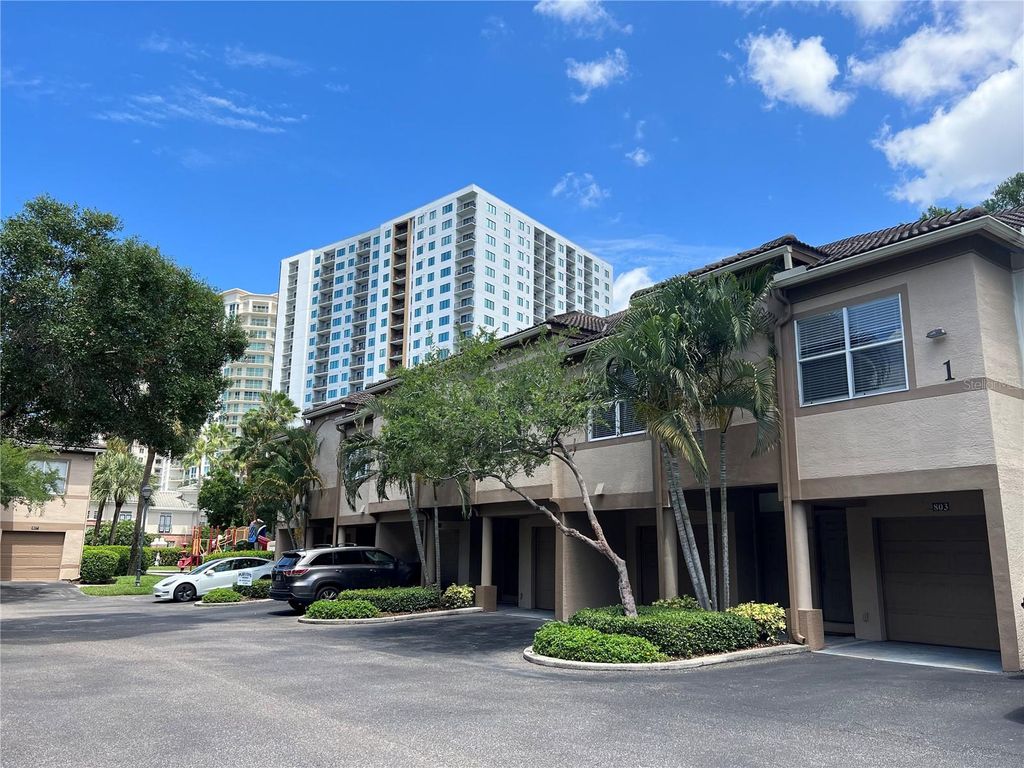 Photo of 805 Normandy Trace Road, Tampa, FL 33602 (MLS # TB8471057)