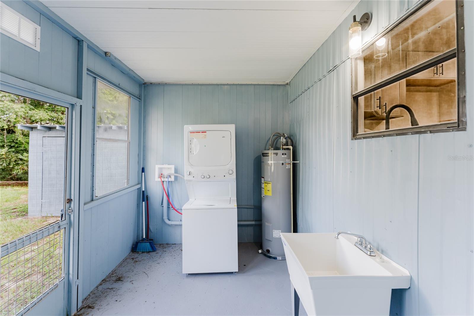 EAST MARION ESTATE - Residential