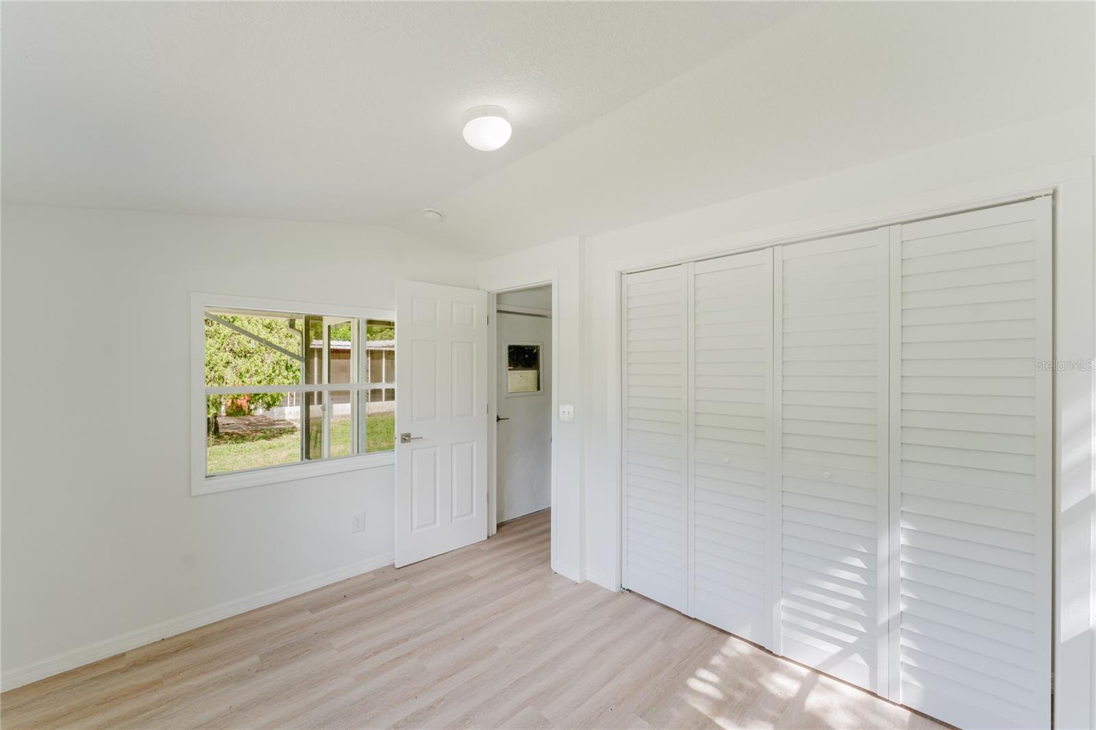 EAST MARION ESTATE - Residential