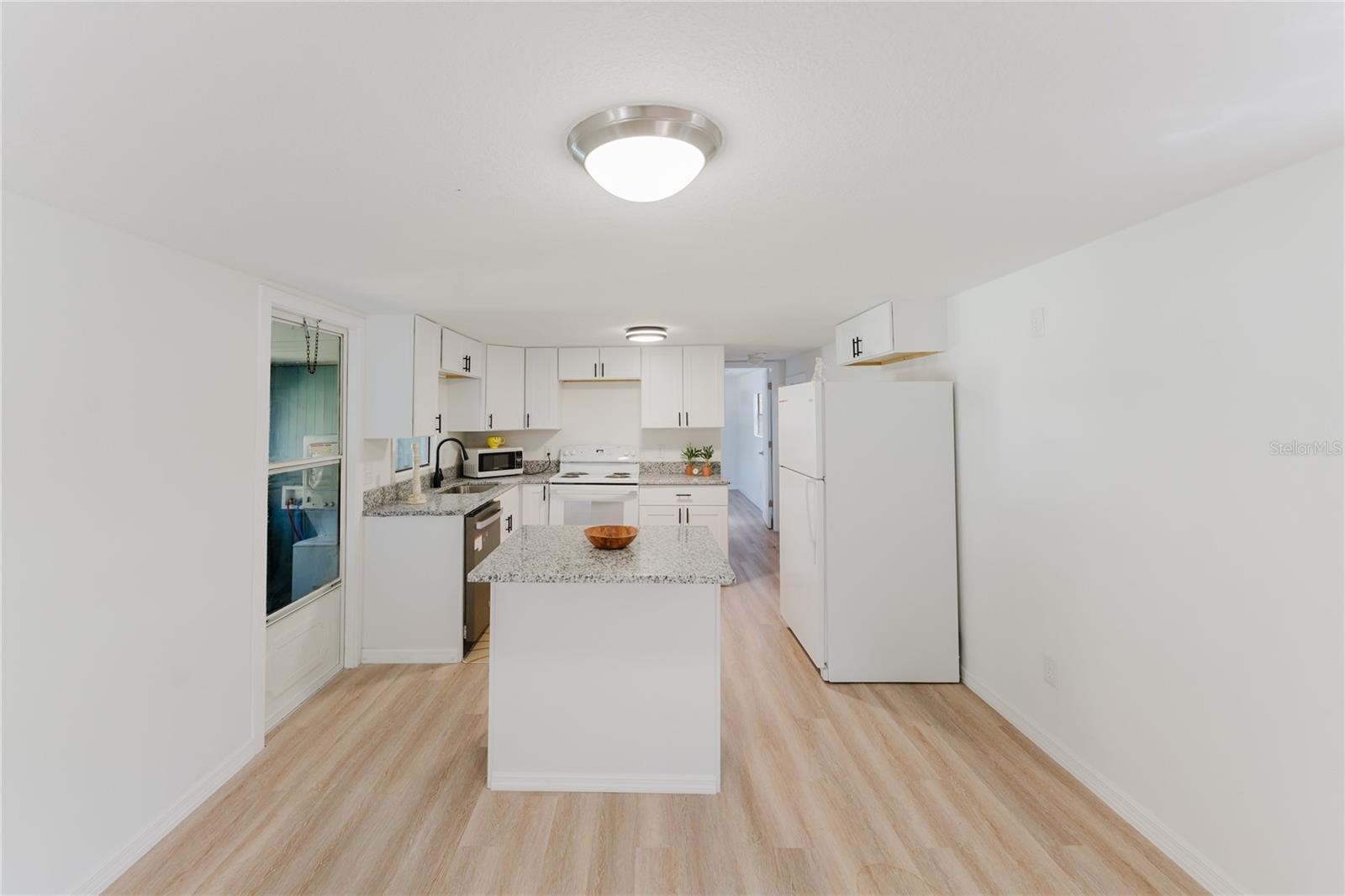 EAST MARION ESTATE - Residential