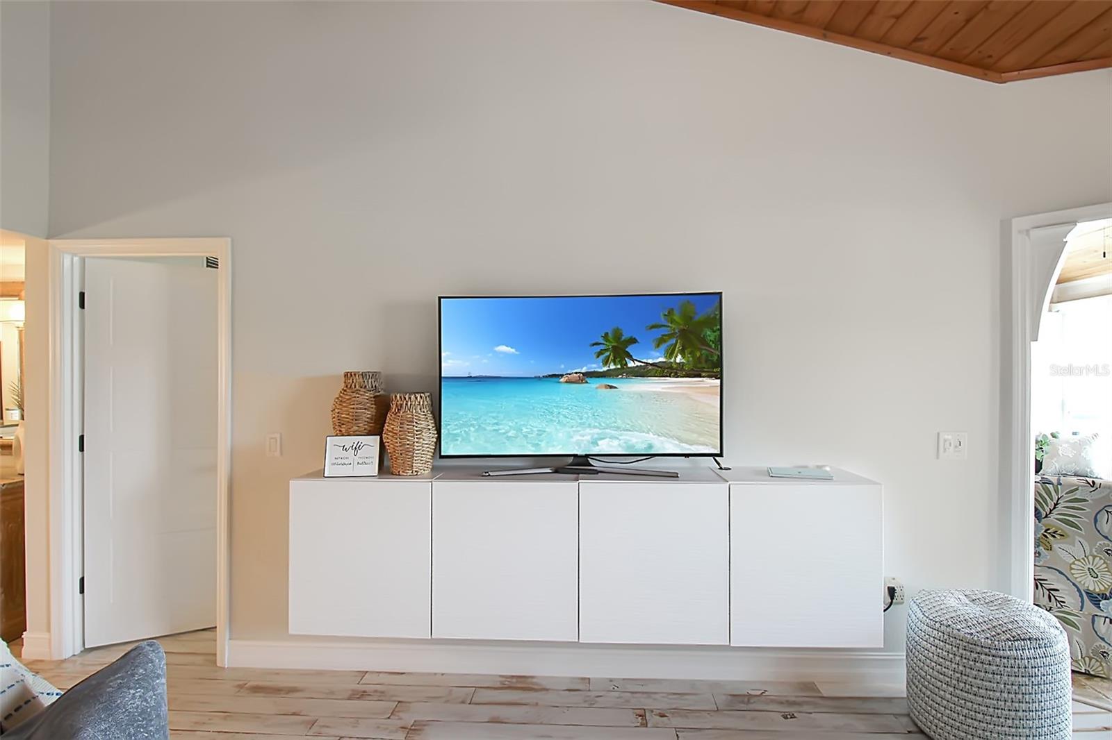 GULF & BAY CLUB BAYSIDE - Residential Lease