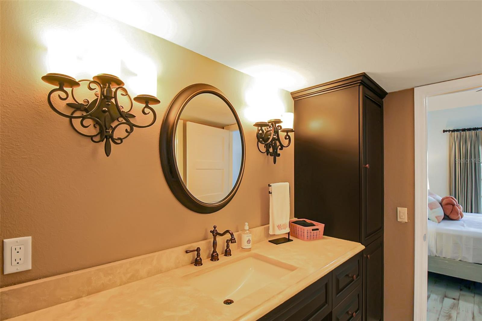 GULF & BAY CLUB BAYSIDE - Residential Lease