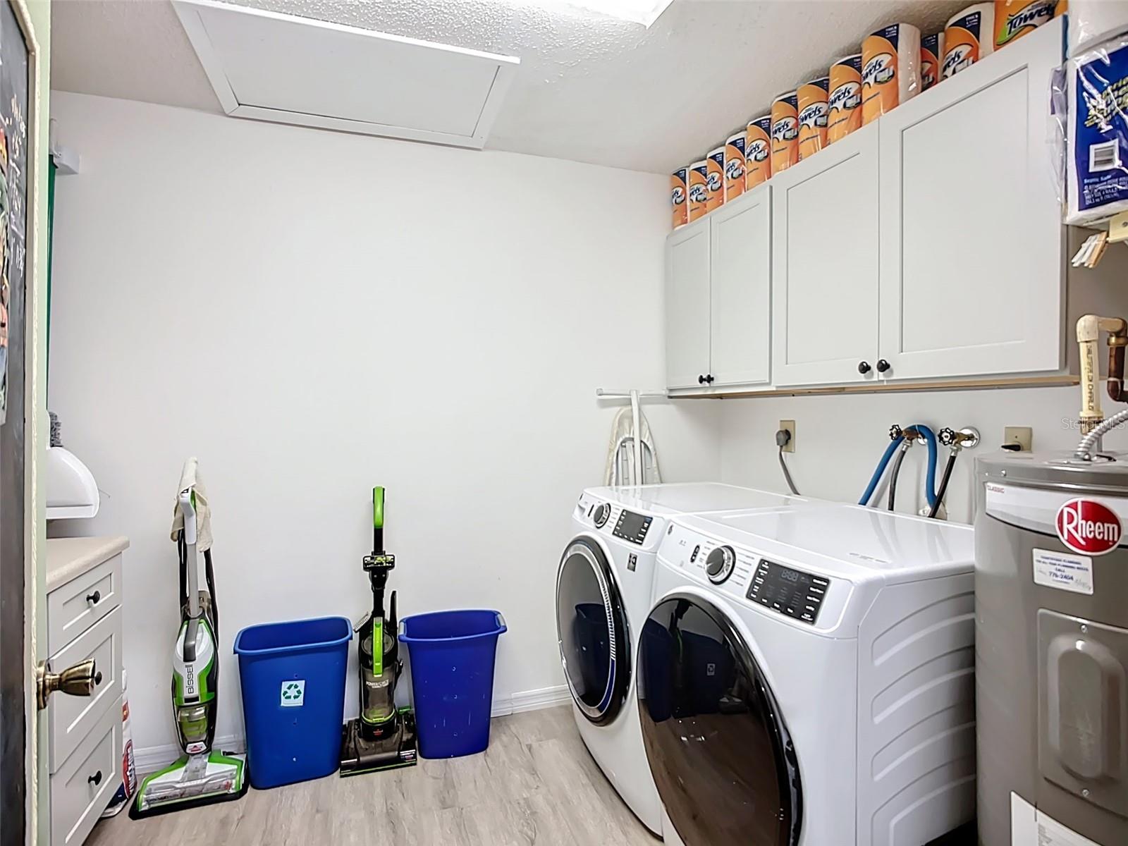 HERITAGE VILLAGE WEST - Residential