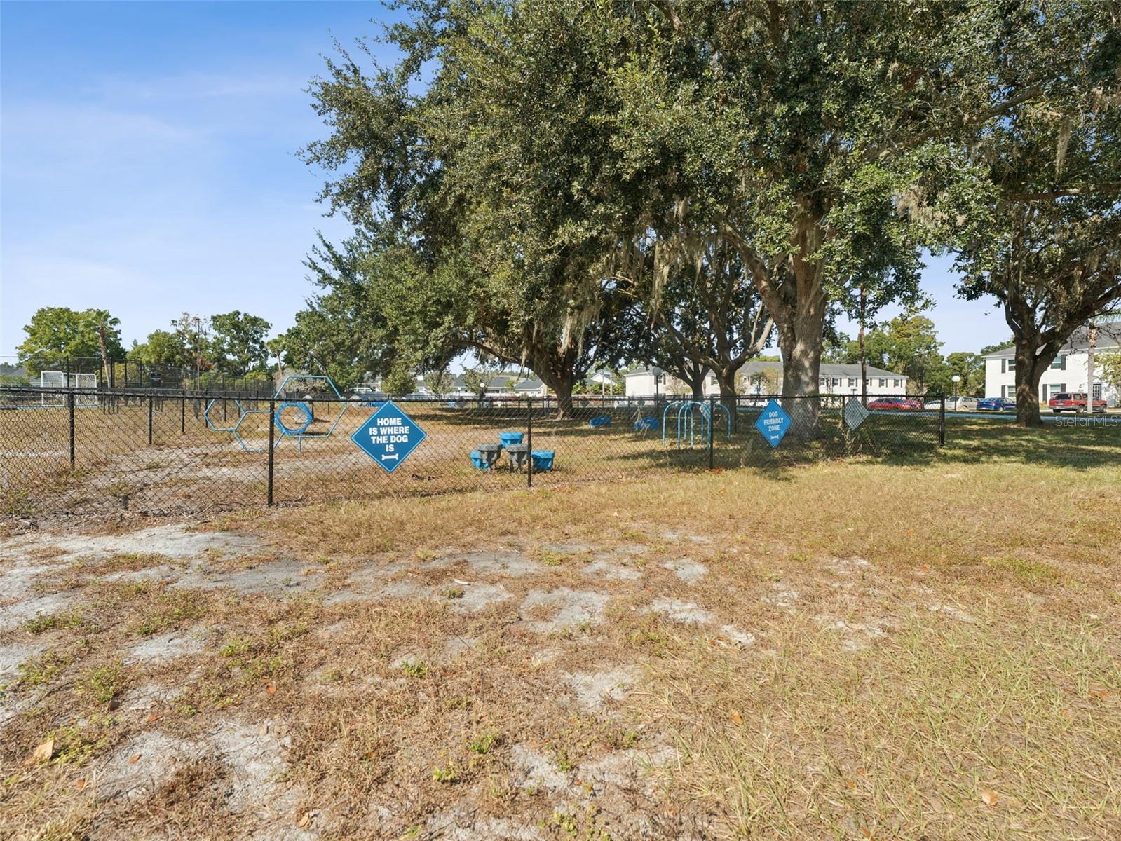 WHISPERING OAKS - Residential Lease