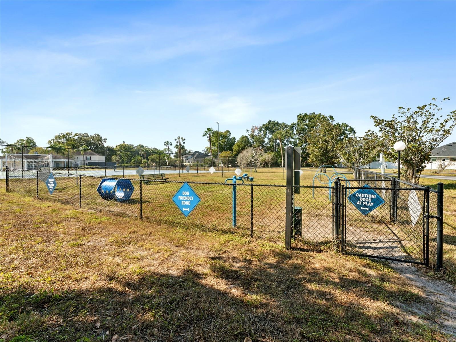 WHISPERING OAKS - Residential Lease