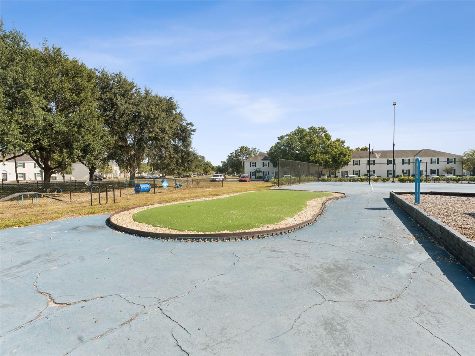 WHISPERING OAKS - Residential Lease