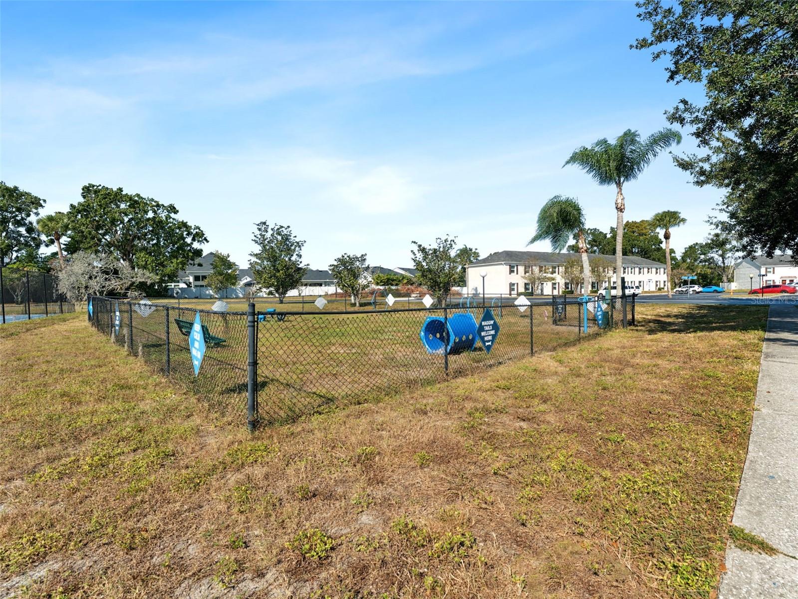 WHISPERING OAKS - Residential Lease