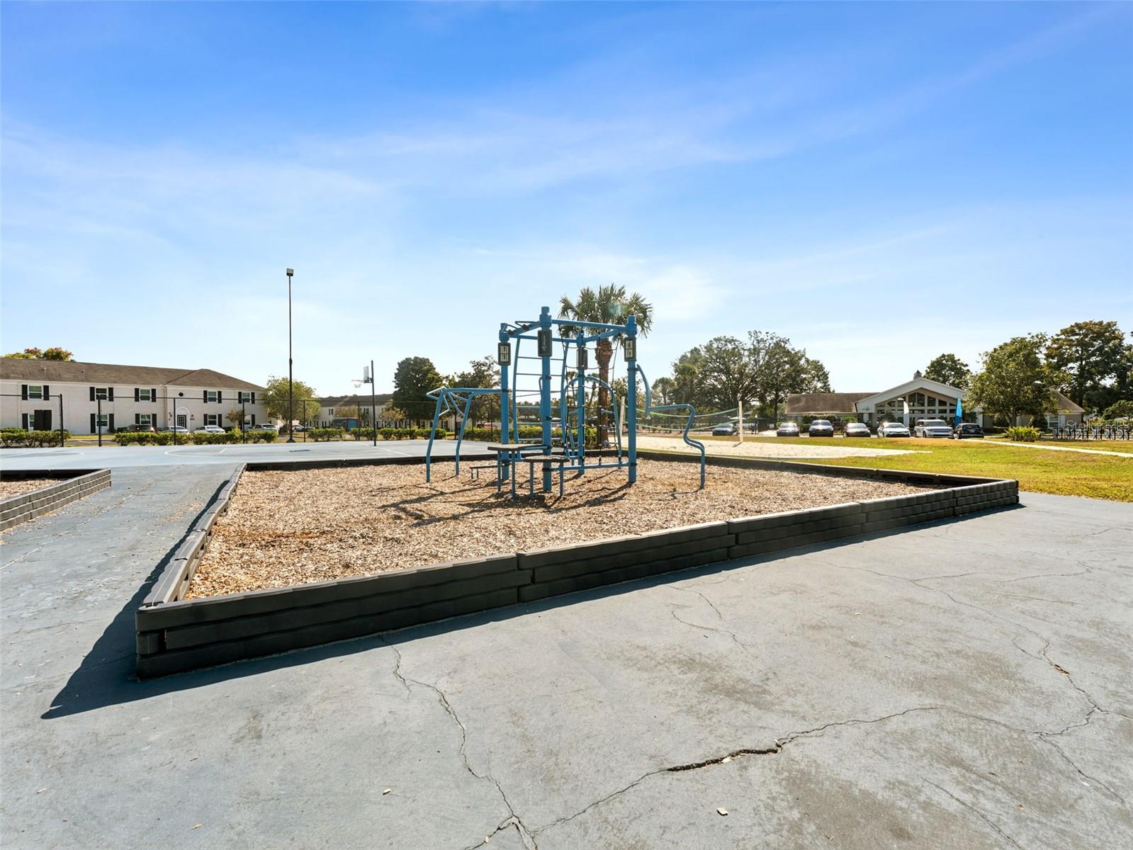 WHISPERING OAKS - Residential Lease