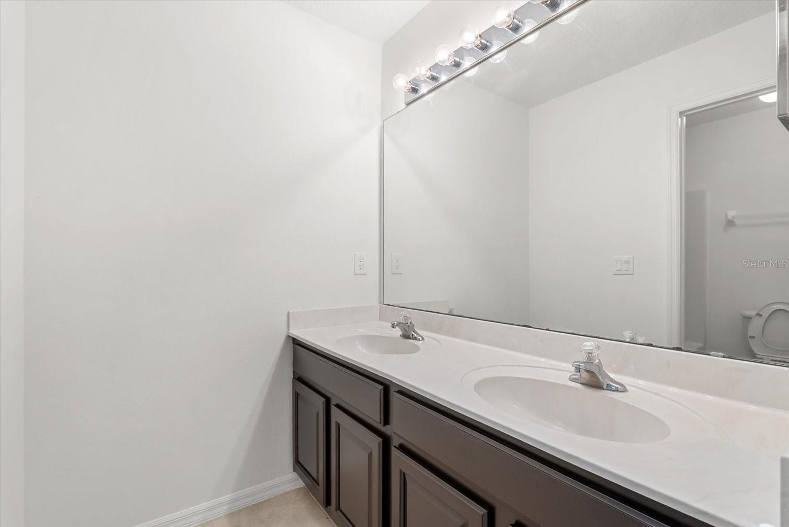 BAKERS CROSSING PH 2 - Residential