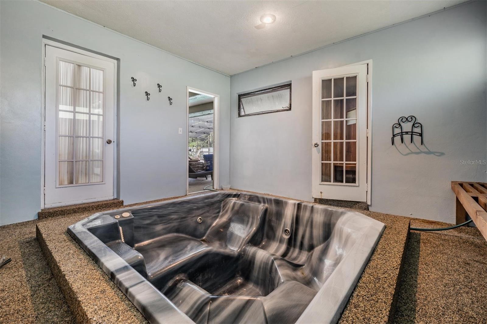 PEMBERTON CREEK - Residential