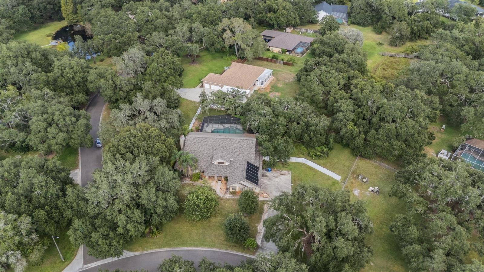 PEMBERTON CREEK - Residential