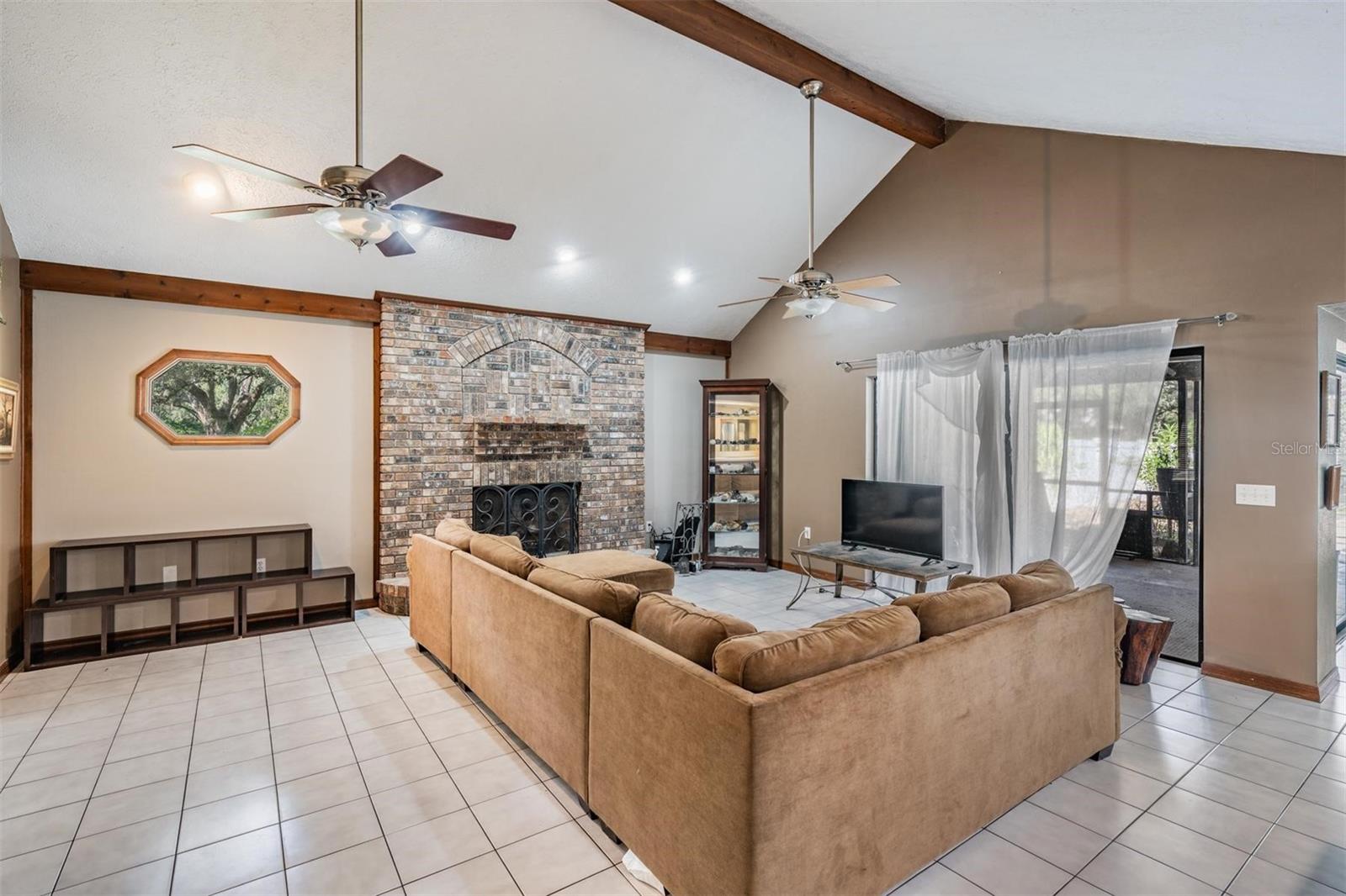 PEMBERTON CREEK - Residential