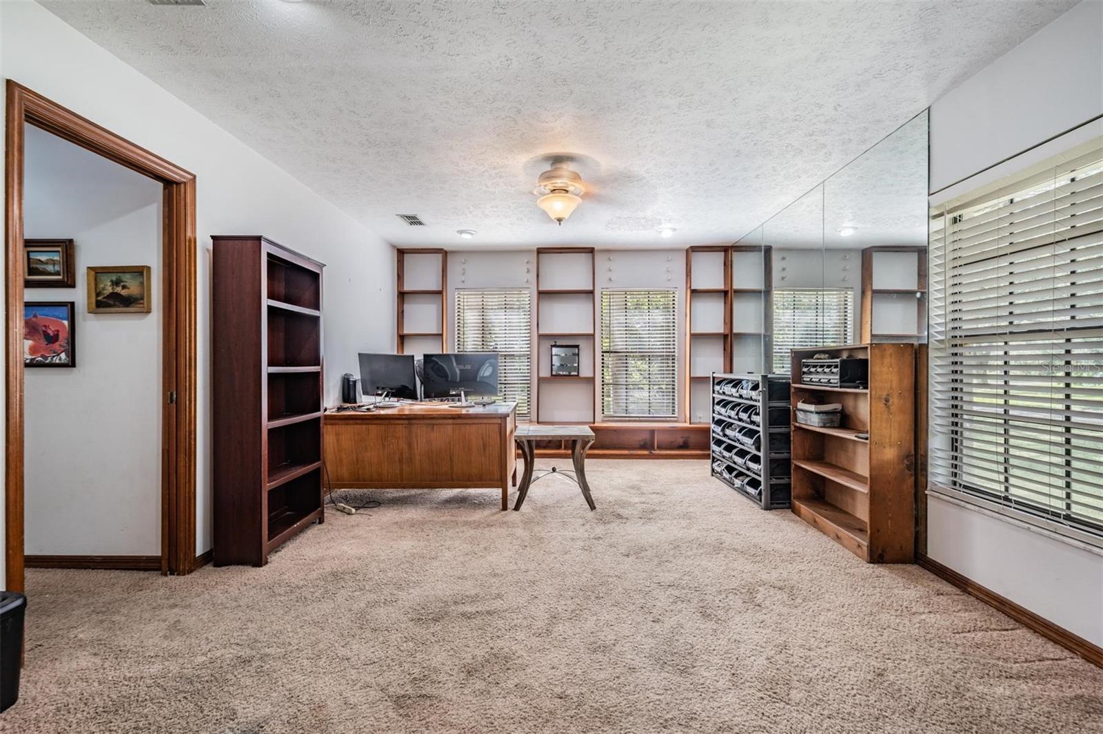 PEMBERTON CREEK - Residential