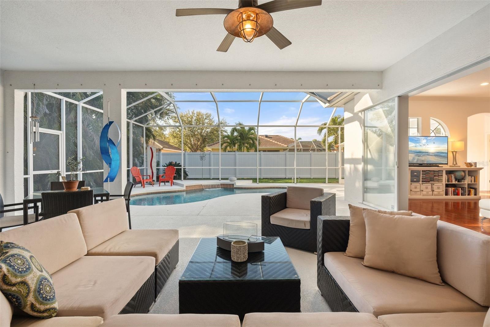 826 OAK BRIAR LANE