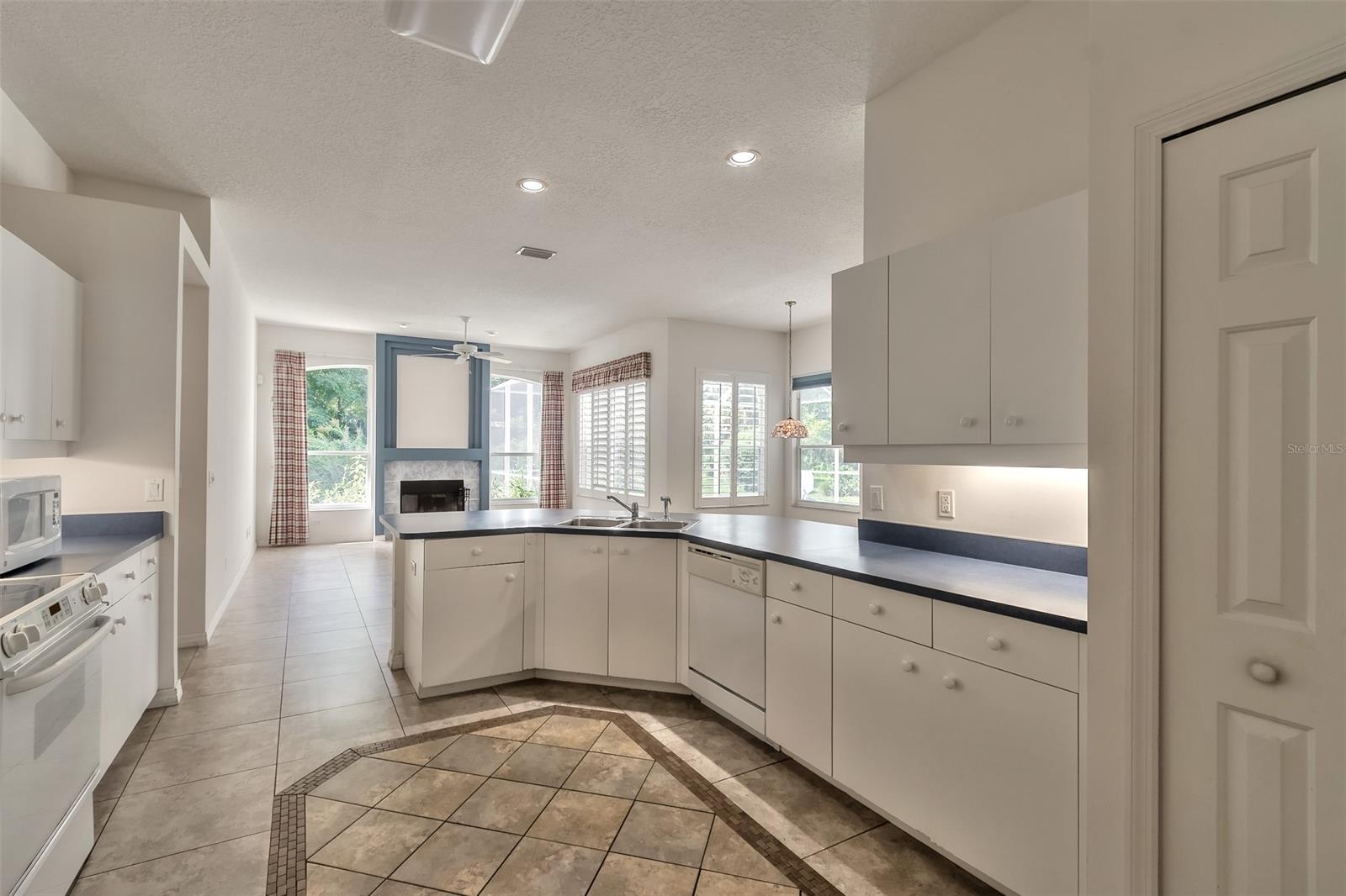 Spruce Crk Fly-In Un 01 - Residential