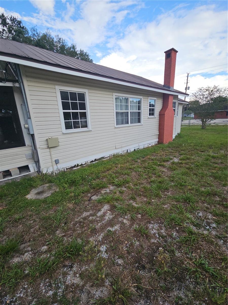 220 DIXIE HIGHWAY