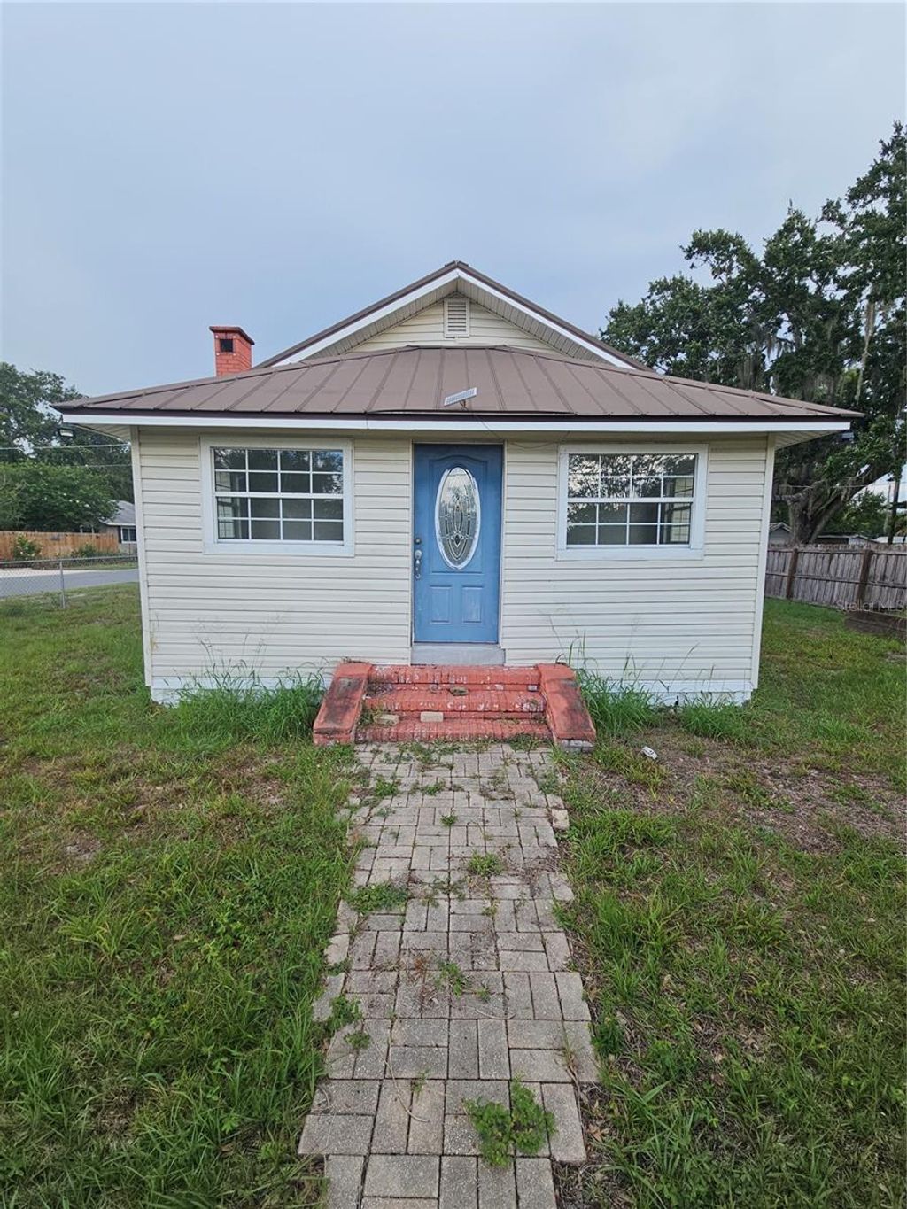 Photo of 220 Dixie Highway, Auburndale, FL 33823 (MLS # O6411759)