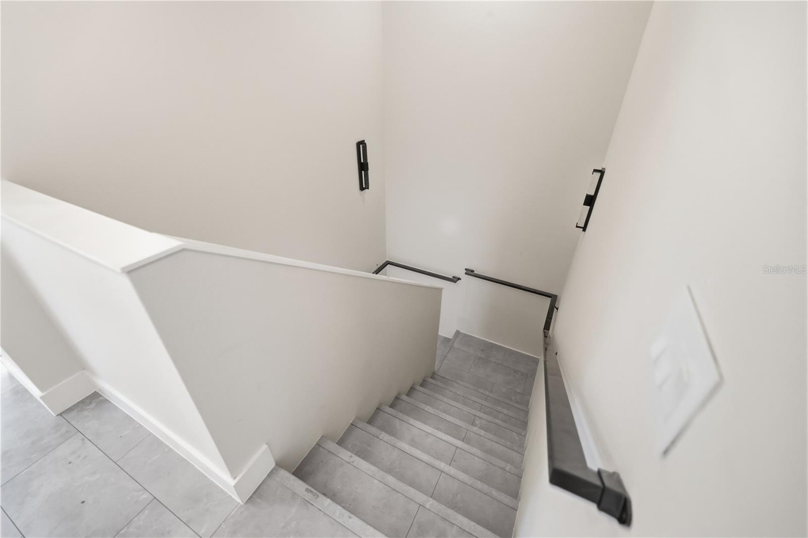 FONTANAROSA VILLAGE TOWNHOMES - Residential