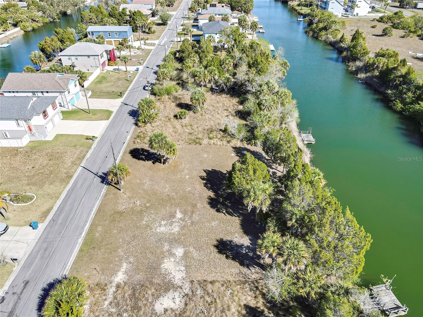 HERNANDO BEACH - Land