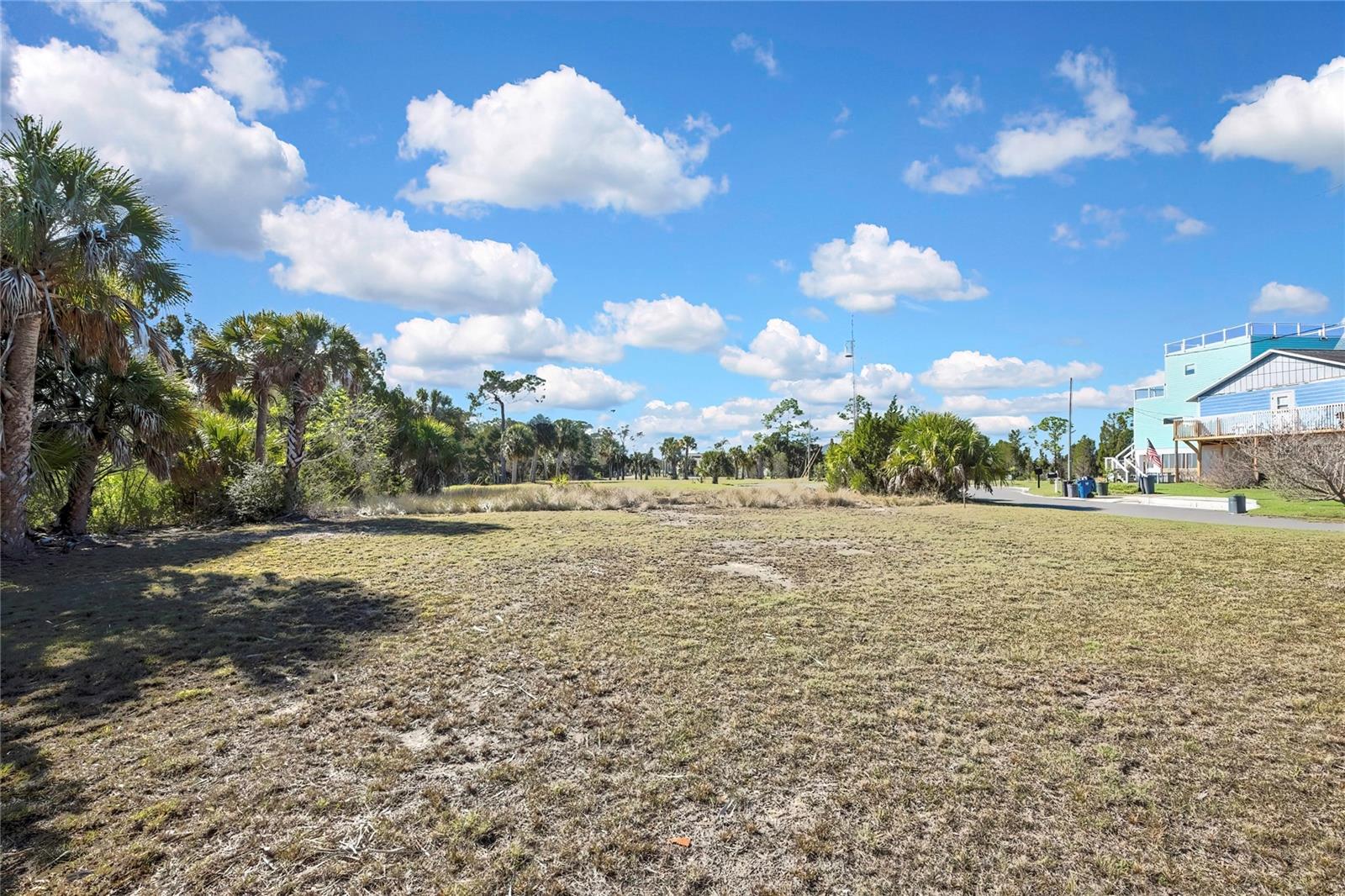 HERNANDO BEACH - Land