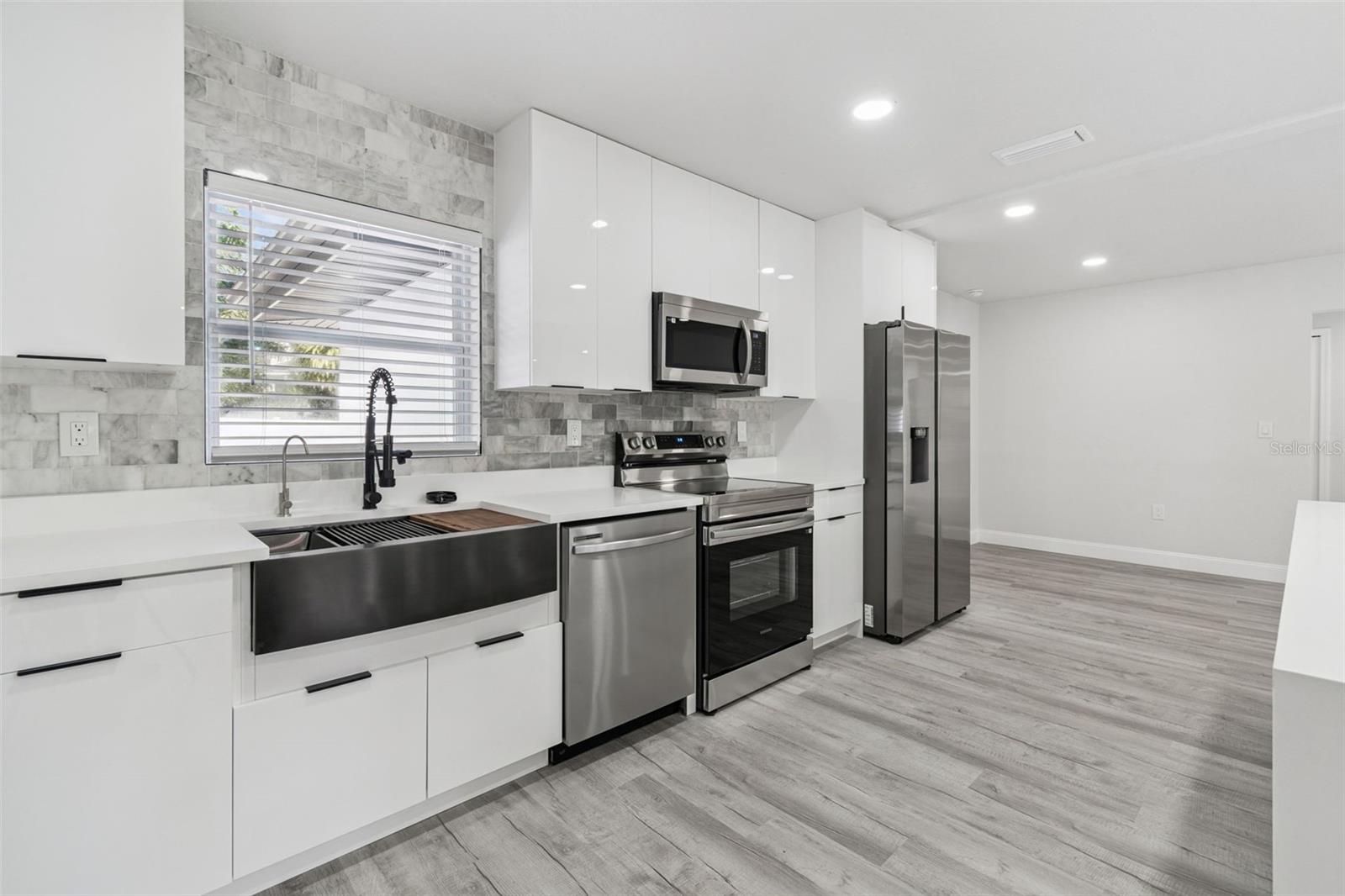 TEMPLE TERRACE - Residential