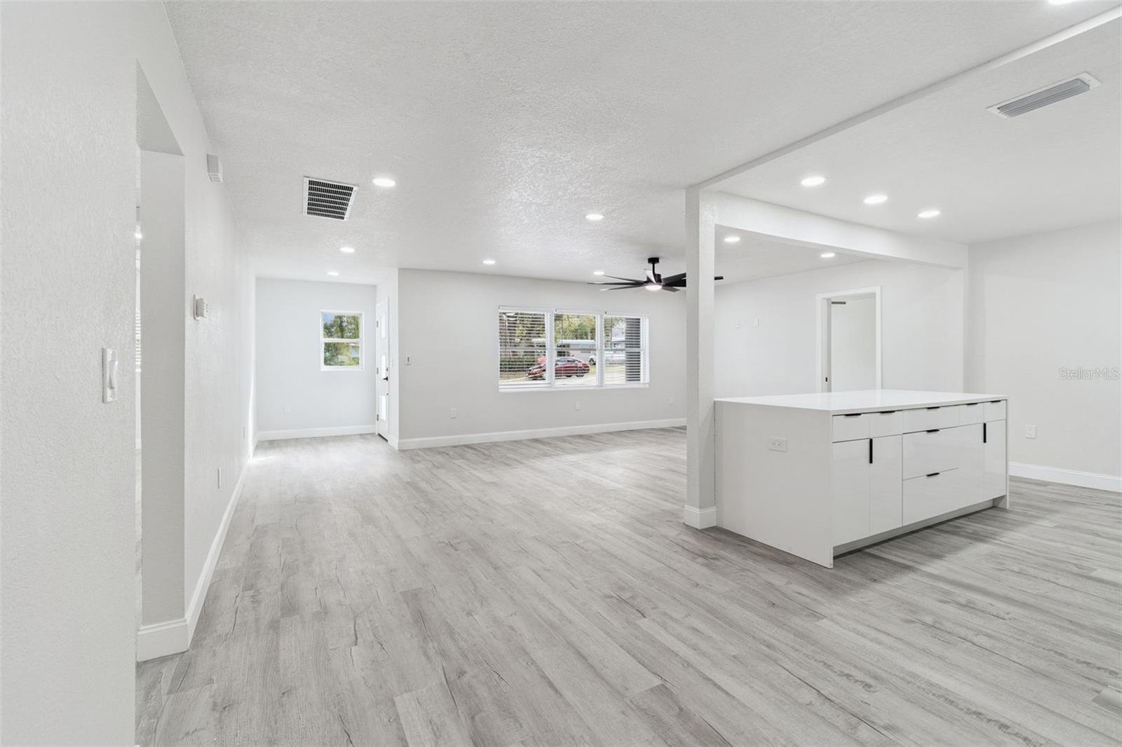 TEMPLE TERRACE - Residential