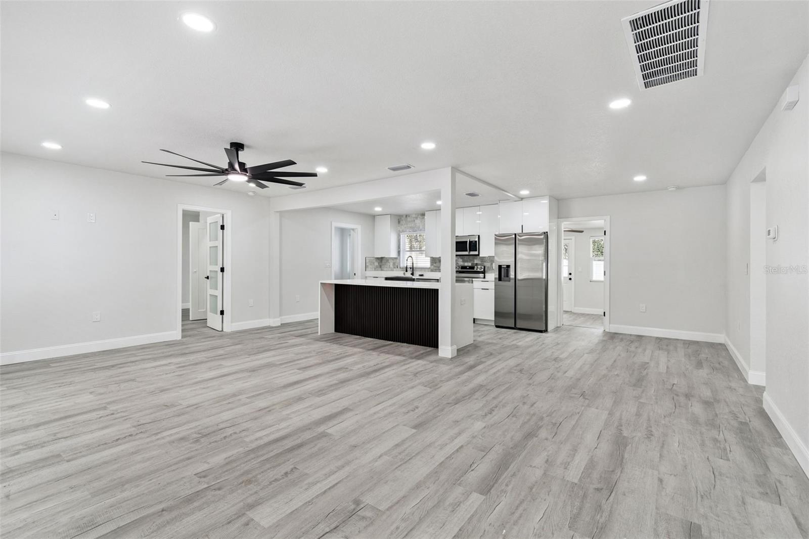 TEMPLE TERRACE - Residential