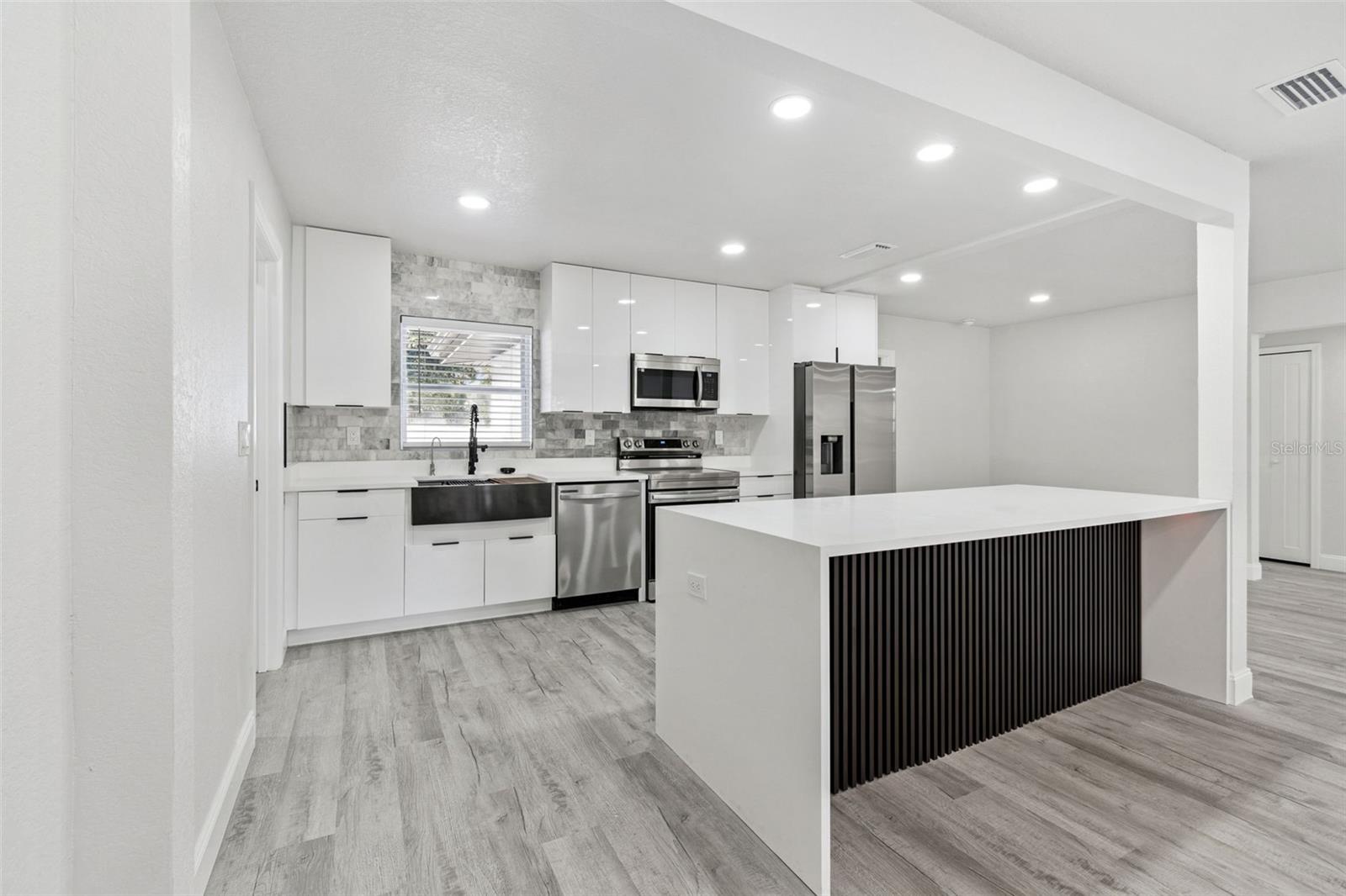 TEMPLE TERRACE - Residential