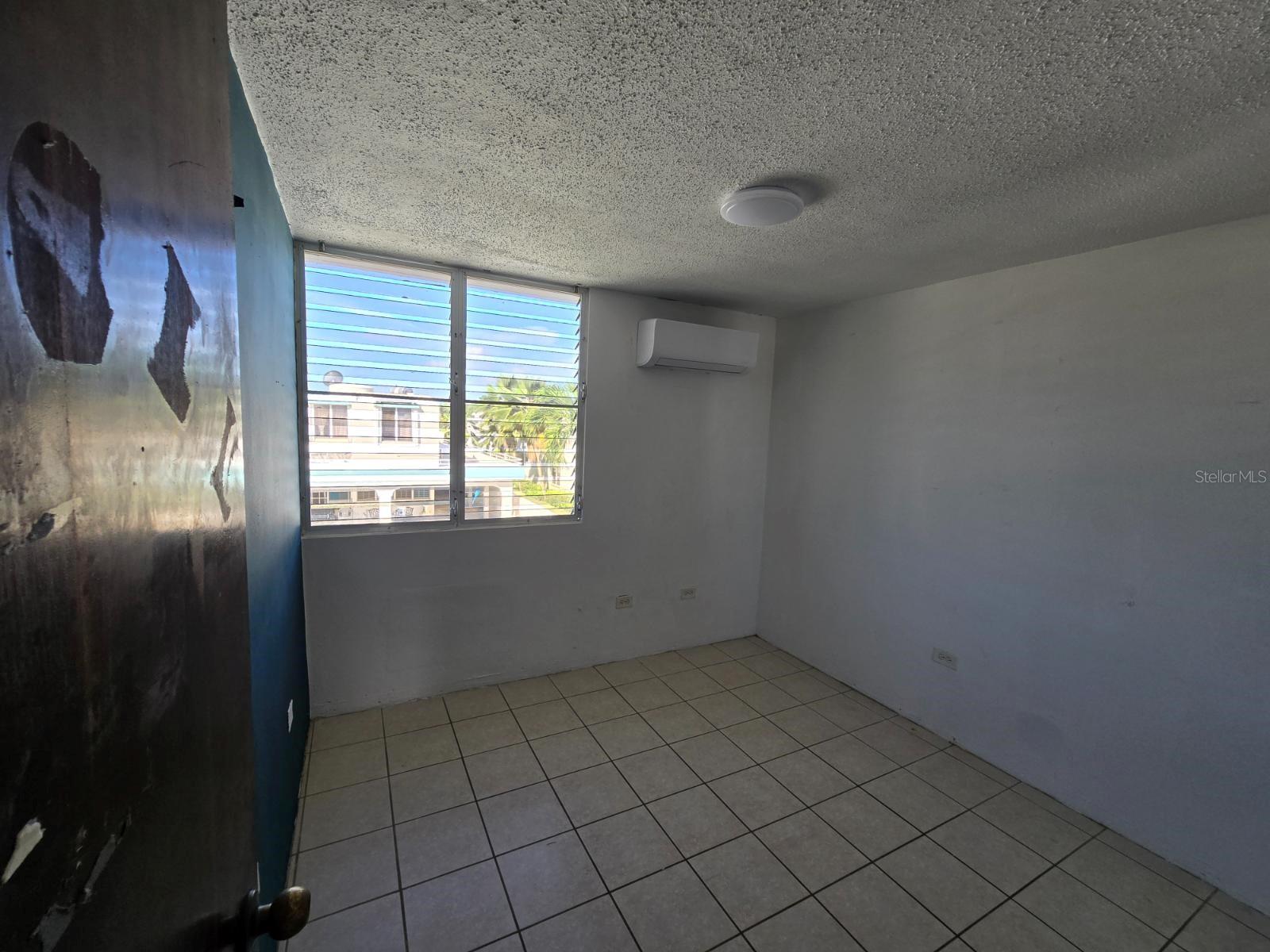 RIVER VALLEY - Residential