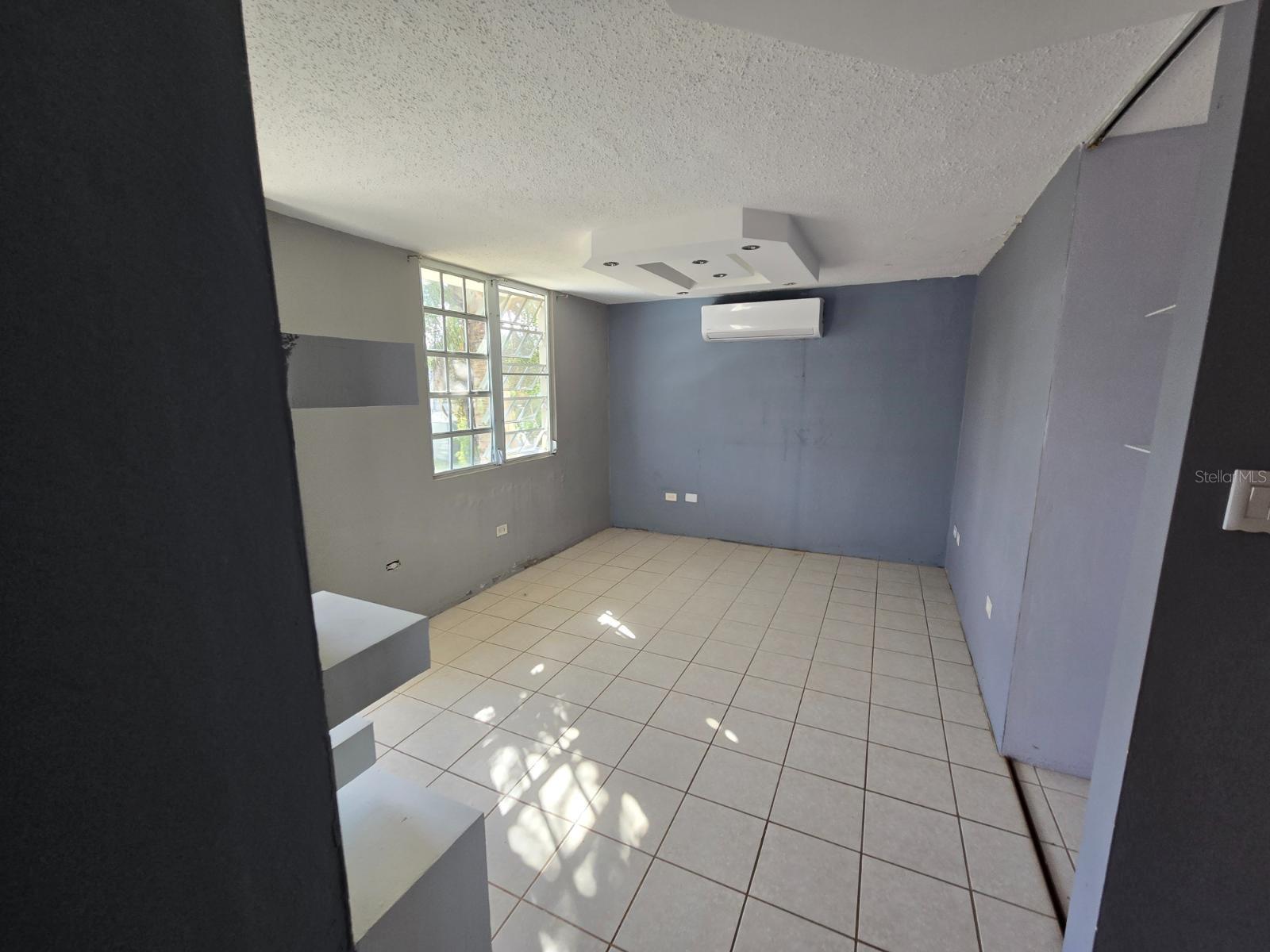 RIVER VALLEY - Residential