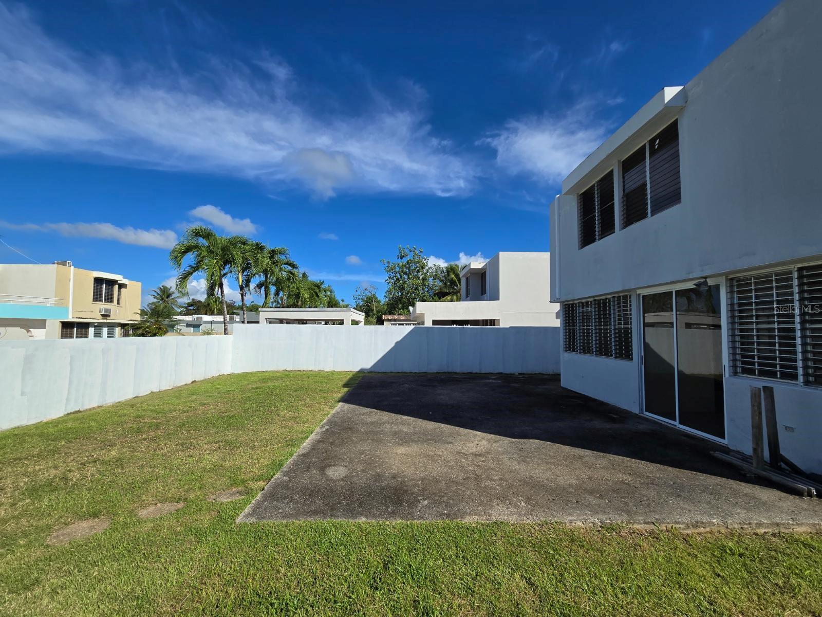 RIVER VALLEY - Residential