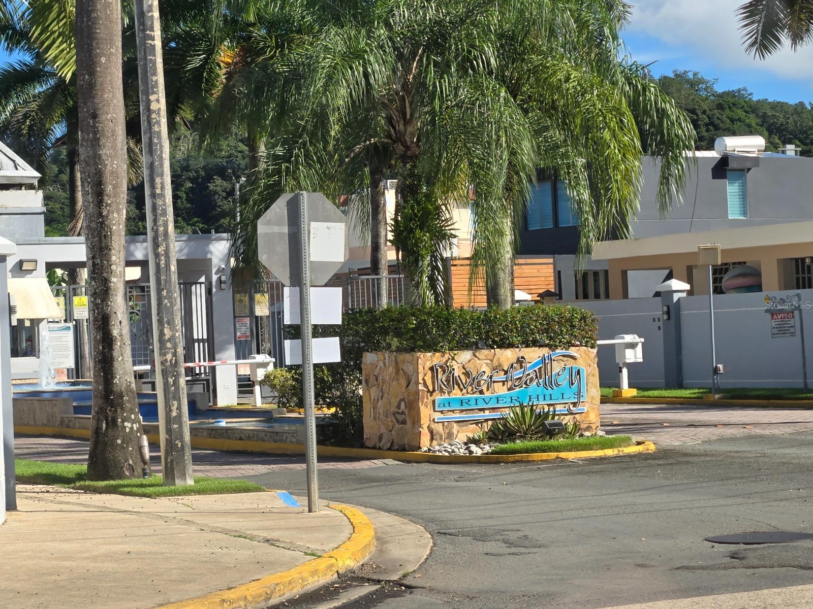 RIVER VALLEY - Residential