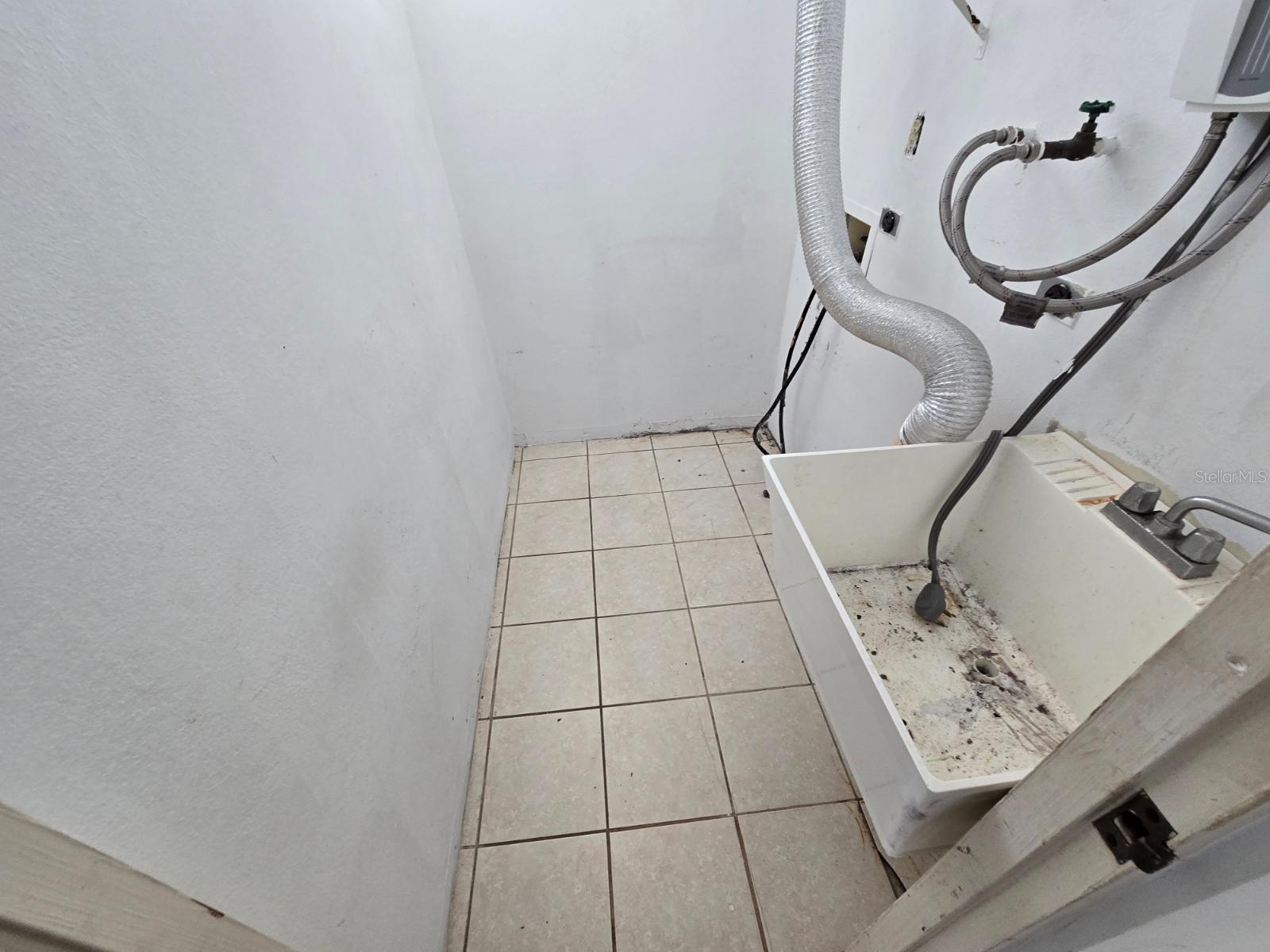 RIVER VALLEY - Residential