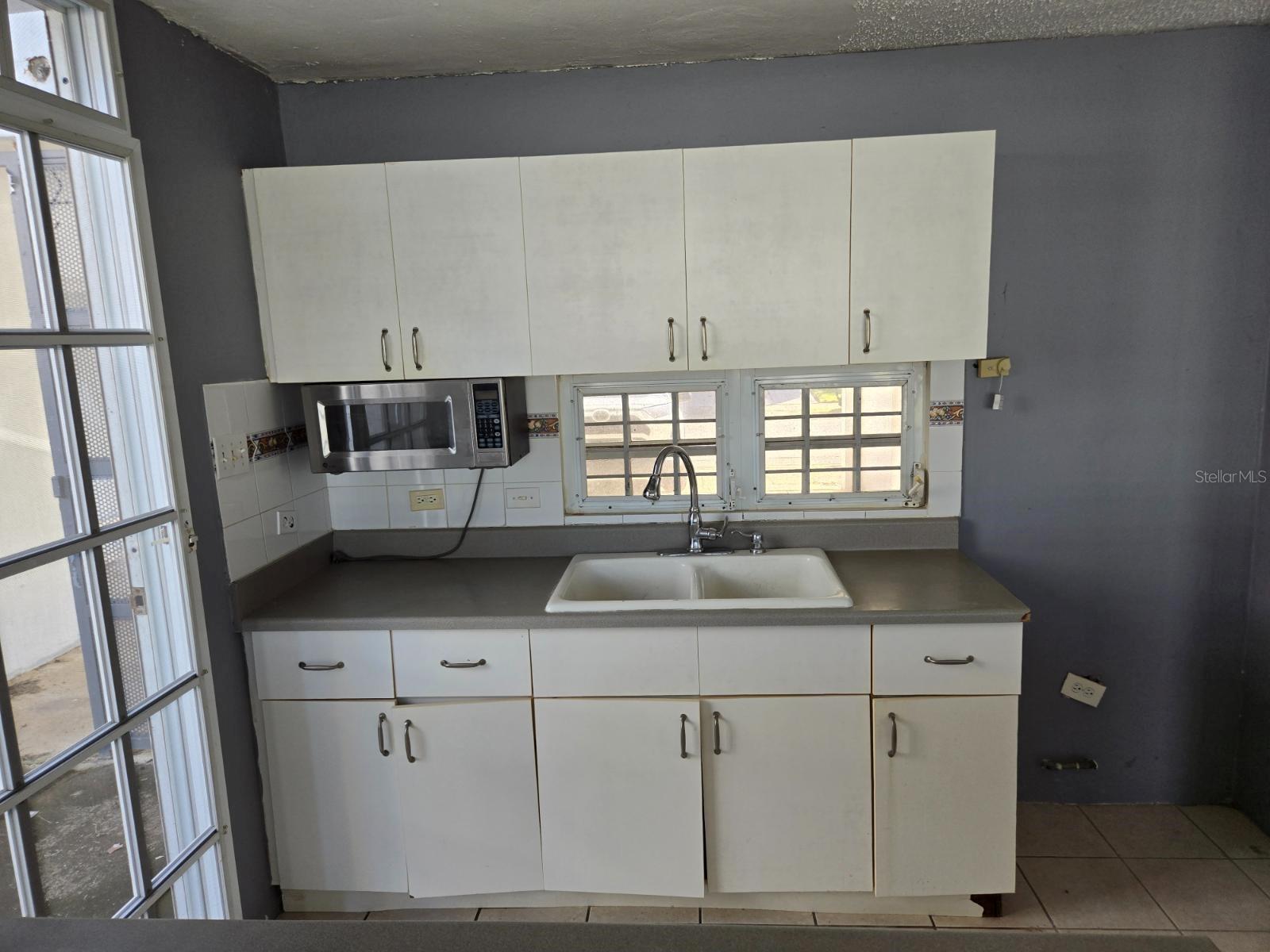 RIVER VALLEY - Residential